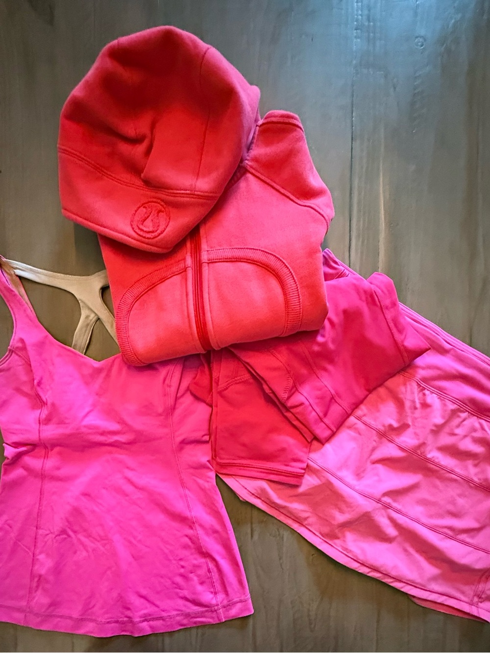 lululemon Pink Party!!!  PARIS, POW, BOOM JUICE Pink?!?!